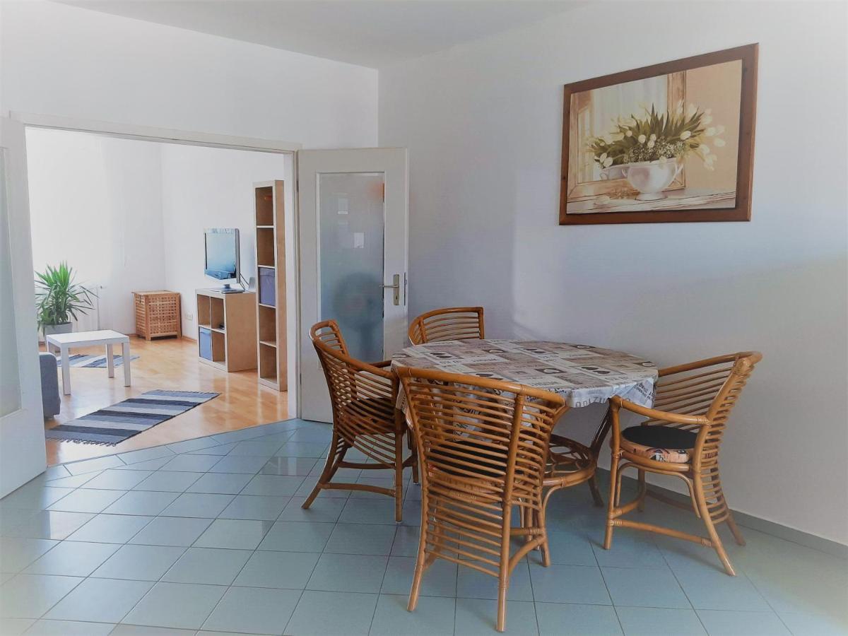 Max Thermal Apartman Heviz Exterior photo